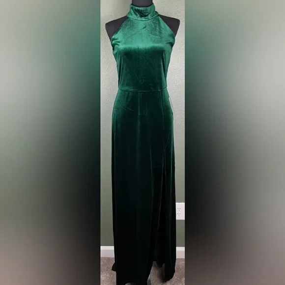 Love By Design | Dresses | Love By Design Dress Emerald Green Halter Maxi  Formal | Poshmark